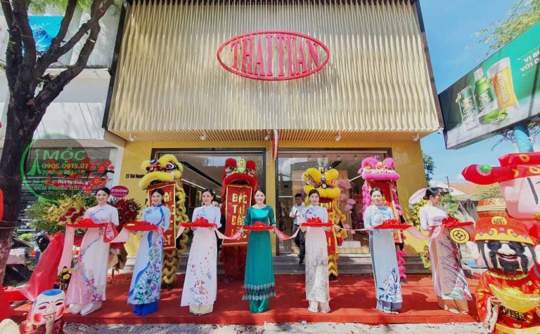 Khai trương cửa hàng, showroom áo dài Thái Tuấn Nha Trang